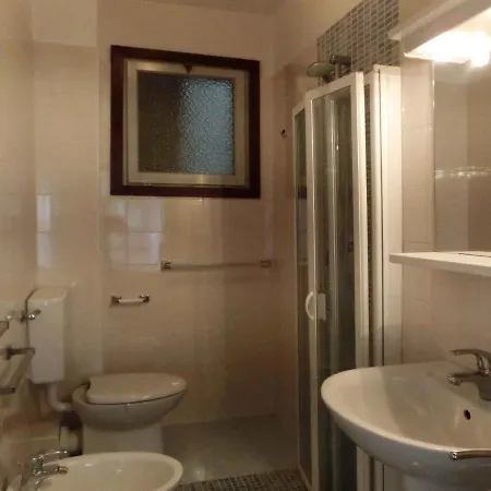 Apartamento Apartments In Lignano Sabbiadoro 42739